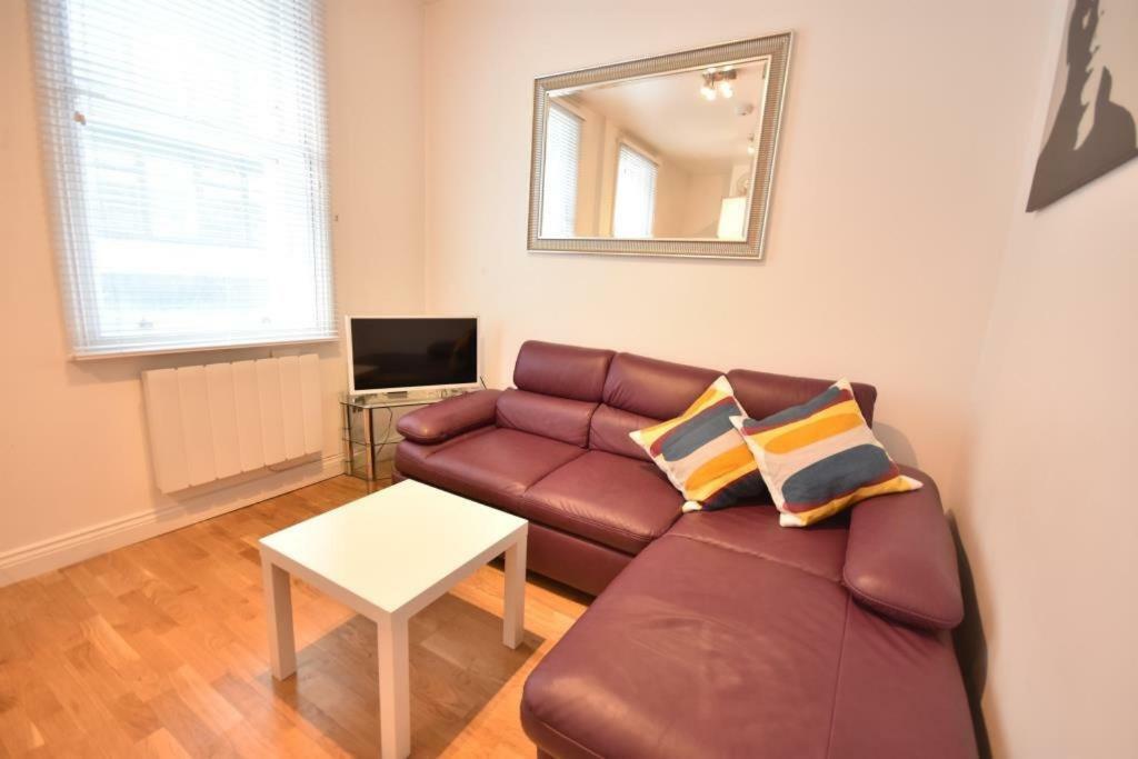 לונדון Apt 2, Soho Apartments 1St Floor By Indigo Flats מראה חיצוני תמונה